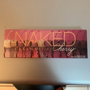 Urban Decay Naked Cherry Palette